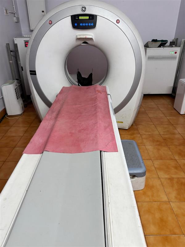 20Med CT Scan GE HEALTHCARE Revolution ACT 4