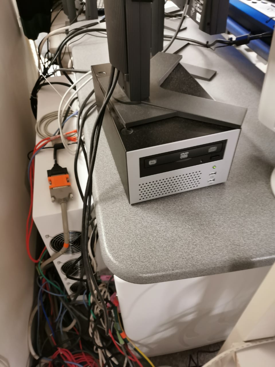 Refurbished GE Healthcare Lightspeed VCT 64 CT Scan