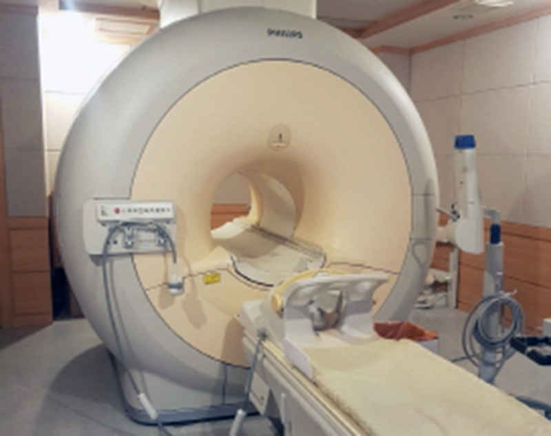Used Philips Healthcare Achieva 1.5T MRI