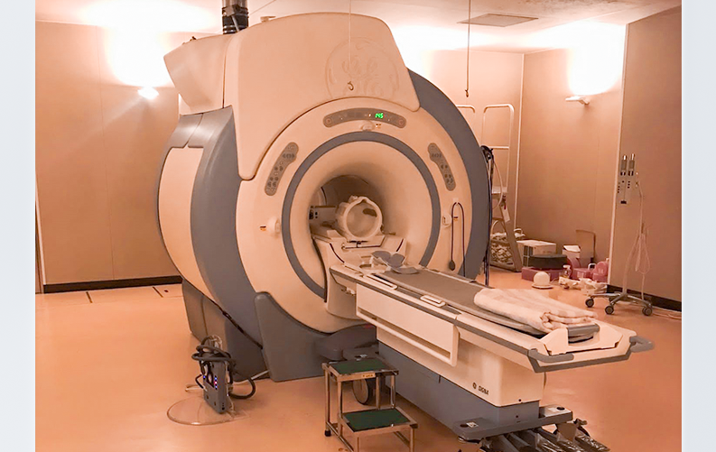 Preowned GE Healthcare Excite HD 3.0T MRI Scanner