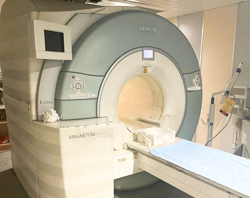 Used Siemens Verio 3.0T MRI for Sale I 20Med