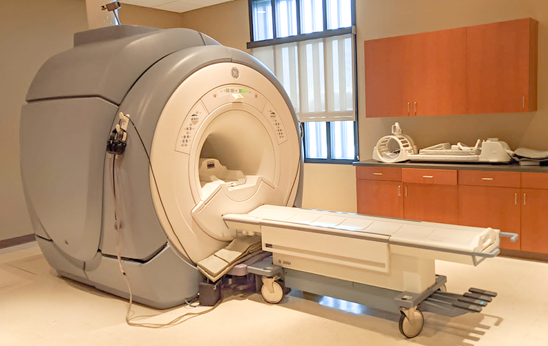 Second Hand GE Healthcare HDe 1.5T MRI Scan