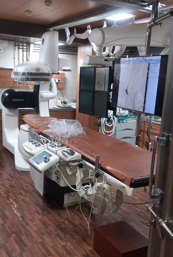 Preowned GE Healthcare Optima IGS 530 Cath Lab Machine